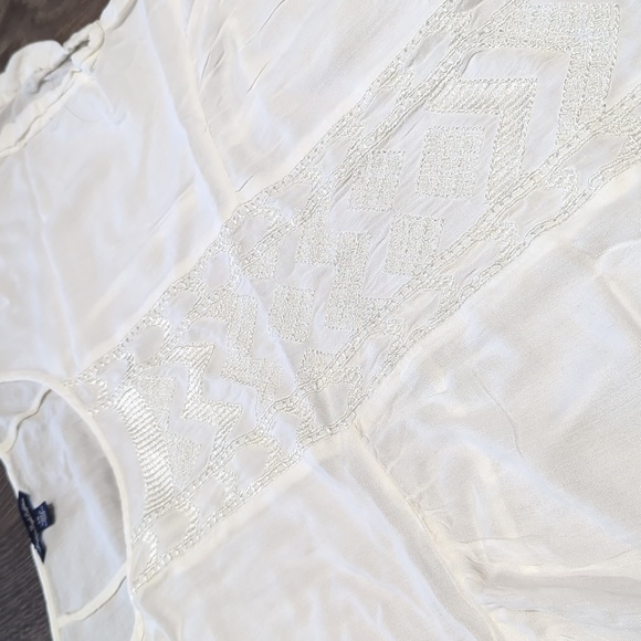 AE Sheer White Top Large - Picture 2 of 4